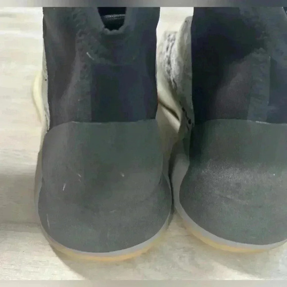 Adidas Yeezy Quantum Sea Teal GY7926 Basketball Shoes Size 9 1/2‎